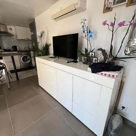 Independant Cosy Flat Apartment